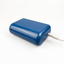 Cargar imagen en el visor de la galería, Secador de Pelo Braun HLD 4, Dieter Rams, 1970. Color Azul.
