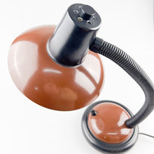 Cargar imagen en el visor de la galería, Flexo de mesa metálico, 1980's
