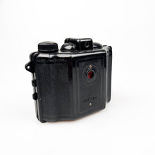 Load image into Gallery viewer, Capta Bakelite Camera.
