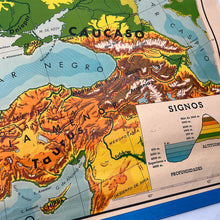 Charger l&#39;image dans la galerie, Carte physique de l&#39;Europe Seix Barral, 1969
