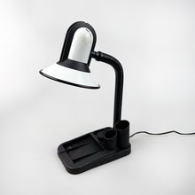 Charger l&#39;image dans la galerie, Lampe de bureau Fase Junior, années 1980
