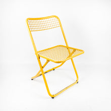 画像をギャラリービューアに読み込む, フェデリコ・ジナー社製の金属製折りたたみ椅子モデル085、1970年代。 

