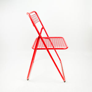 Federico Giner가 제작한 의자 085, 1980년대. 빨간색.