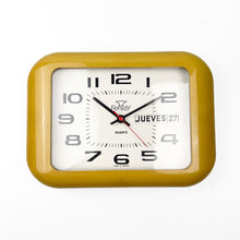 Cargar imagen en el visor de la galería, Reloj de pared Fersay con fecha, 1970's
