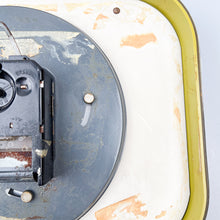 Cargar imagen en el visor de la galería, Reloj de pared Fersay con fecha, 1970's
