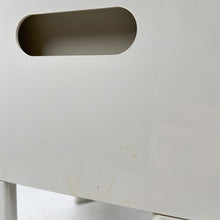画像をギャラリービューアに読み込む, オラフ・フォン・ボーアがゲディのためにデザインした G-Box スツール、1970 年代 
