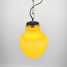Charger l&#39;image dans la galerie, Lampe à Suspension en Cristal, Années 1970
