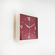 Charger l&#39;image dans la galerie, Horloge murale Time Square Guzzini.
