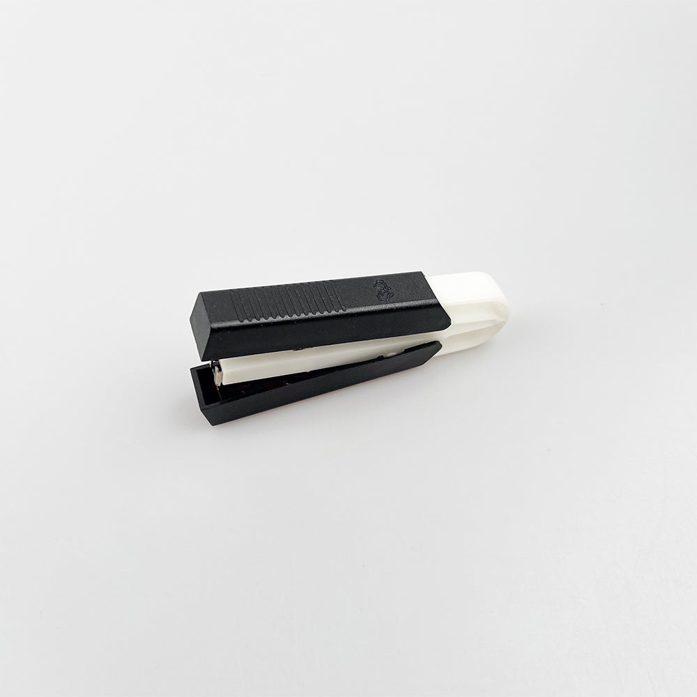 M-8 stapler designed by Guillermo Capdevilla Abatte for El Casco. 