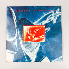 画像をギャラリービューアに読み込む, LP. Dire Straits. On Every Street
