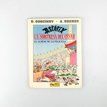 画像をギャラリービューアに読み込む, Asterix y la Sorpresa del Cesar R. Goscinny. A. Uderzo, 1990
