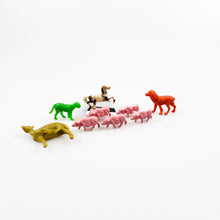 이미지를 갤러리 뷰어에 로드 , Lote animales variados pequeños
