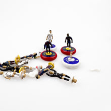Cargar imagen en el visor de la galería, Total Soccer figuras variadas Real Madrid y Barcelona
