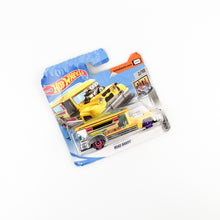 Cargar imagen en el visor de la galería, Hot Wheels, Road Bandit HW Metro 2/10
