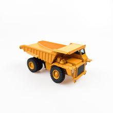 Cargar imagen en el visor de la galería, Volquete Caterpillar Cat 773 Joal
