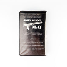 이미지를 갤러리 뷰어에 로드 , VHS McQ John Wayne, Laboratorios RAK
