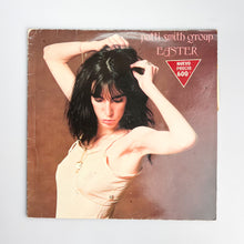 Cargar imagen en el visor de la galería, LP. Patti Smith Group. Easter

