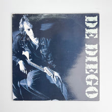 Laden Sie das Bild in den Galerie-Viewer, LP. De Diego. Vive Con Pasión
