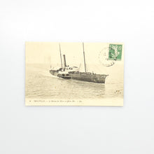 Cargar imagen en el visor de la galería, Postal 6 Trouville. Le Bateau du Havre en pleine Mer
