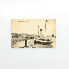 Cargar imagen en el visor de la galería, Postal Carteret - Bateau de Jersey
