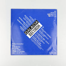 Cargar imagen en el visor de la galería, LP. Varios. Gal&amp;Cia Presenta Un Recopilatorio De 11 Grupos Galegos
