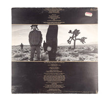 Cargar imagen en el visor de la galería, LP. U2. The Joshua Tree
