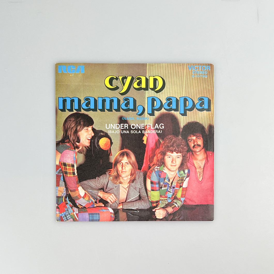 SINGLE. Cyan. Mama, Papa