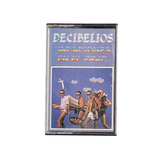 Cargar imagen en el visor de la galería, CASSETTE. Decibelios. Vacaciones En El Prat
