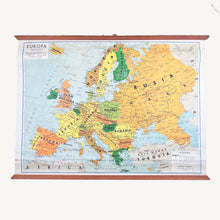 Cargar imagen en el visor de la galería, Mapa Político Europa Seix Barral 1959
