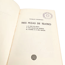 Cargar imagen en el visor de la galería, Tres pezas de Teatro, Tomás Barros
