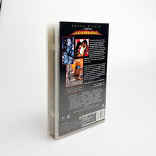 Laden Sie das Bild in den Galerie-Viewer, VHS. Armageddon. Michael Bay.
