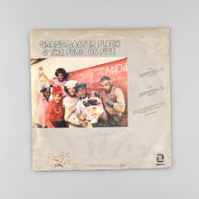 Cargar imagen en el visor de la galería, SINGLE. Grandmaster Flash &amp; The Furious Five. The Message.

