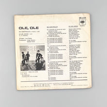 이미지를 갤러리 뷰어에 로드 , SINGLE. Ole Ole. No Controles
