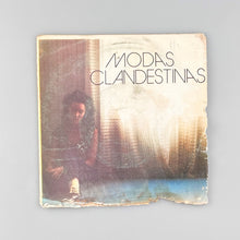 画像をギャラリービューアに読み込む, SINGLE. Modas Clandestinas. Nacida Para Ser Fotografiada
