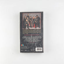 Laden Sie das Bild in den Galerie-Viewer, VHS. Bruce Springsteen And The E-Street Band. Blood Brothers (Sellada)
