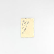 画像をギャラリービューアに読み込む, Fotografía Señora dedicada a sus nietos 1946.
