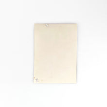 Cargar imagen en el visor de la galería, Fotografía Varios Policias navales enfrente de la catedral de Santiago
