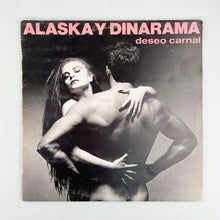 Laden Sie das Bild in den Galerie-Viewer, LP. Alaska Y Dinarama. Deseo Carnal

