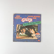 Charger l'image dans la galerie, SINGLE. John Travolta And Olivia Newton-John. You're The One That I Want / Alone At The Drive
