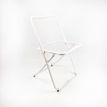 이미지를 갤러리 뷰어에 로드 , Federico Giner 모델 085 의자, 1970년대. 하얀색.
