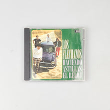Cargar imagen en el visor de la galería, CD. Los Flechazos. Haciendo Astillas El Reloj
