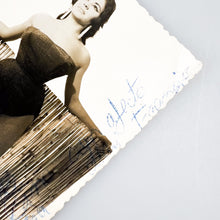 Cargar imagen en el visor de la galería, Fotografía de la actriz Mary Francis

