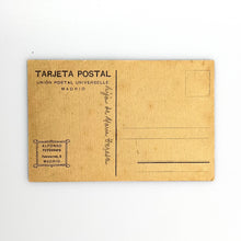 Laden Sie das Bild in den Galerie-Viewer, Niña sentada, Alfonso Fotógrafo, Madrid
