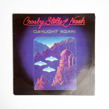 Cargar imagen en el visor de la galería, LP. Crosby, Stills &amp; Nash. Daylight Again
