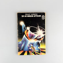 Laden Sie das Bild in den Galerie-Viewer, En la Arena Estelar, Isaac Asimov
