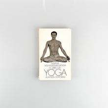 Laden Sie das Bild in den Galerie-Viewer, El Libro de Yoga, Swami Vishnudevananda
