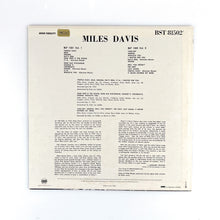 画像をギャラリービューアに読み込む, LP. Miles Davis. Volume 2
