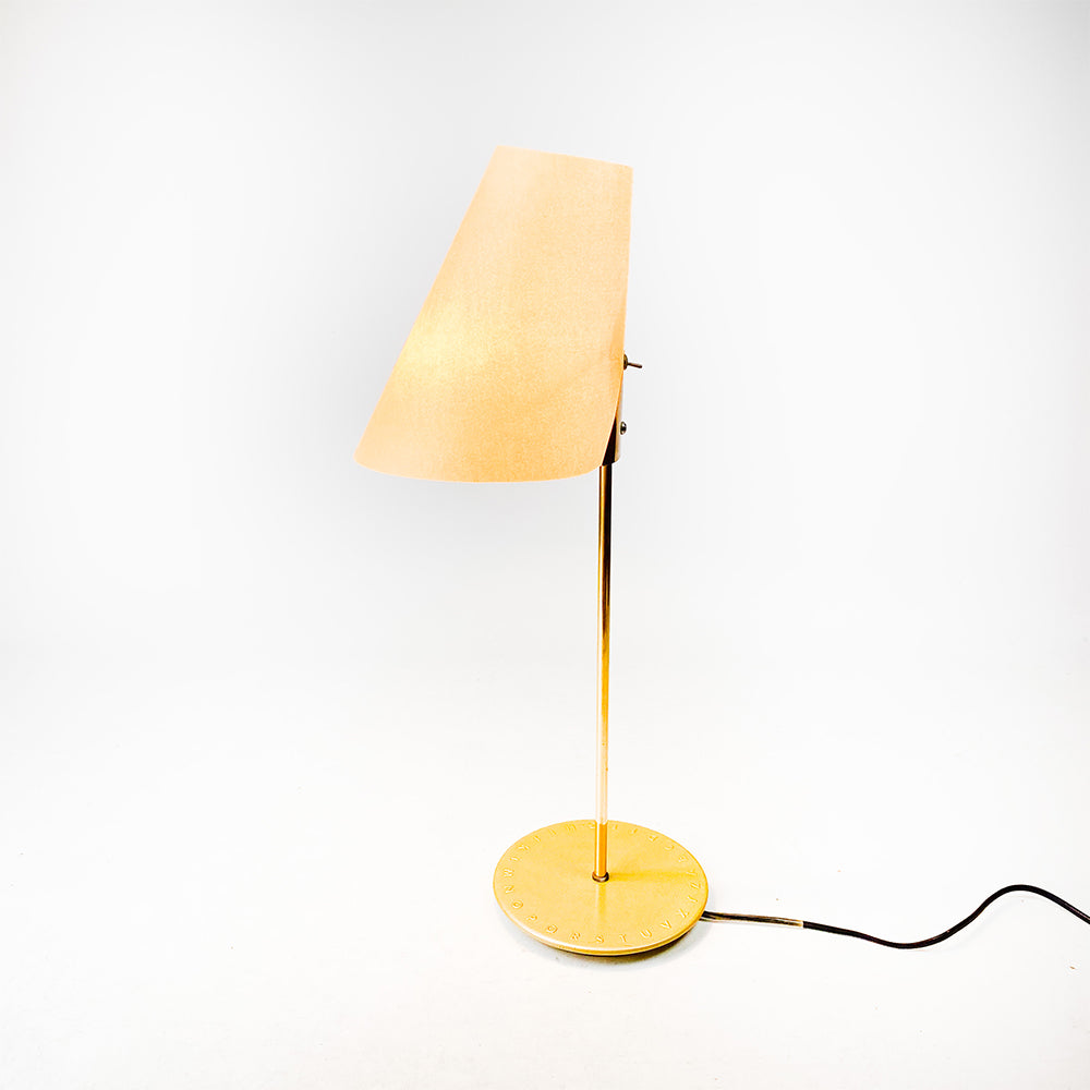 Lector S table lamp designed by Lluís Porqueras for Marset in 1990.