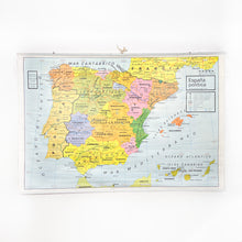 Load image into Gallery viewer, Mapa Físico y Político de España Vicens Vives, 1984.

