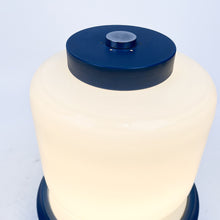 Laden Sie das Bild in den Galerie-Viewer, Marset-Leuchtenpaar, Entwurf Josep Maria Magem, 1968. 
